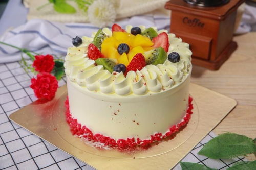 深圳专业学生日蛋糕裱花、西点烘焙及咖啡饮品培训课程推荐