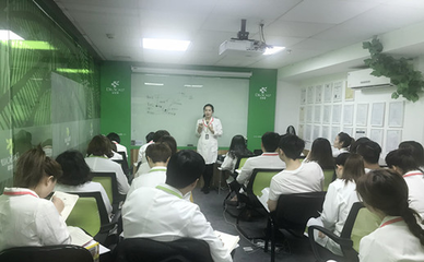 天河美容护理培训学校 开启美丽事业的专业殿堂